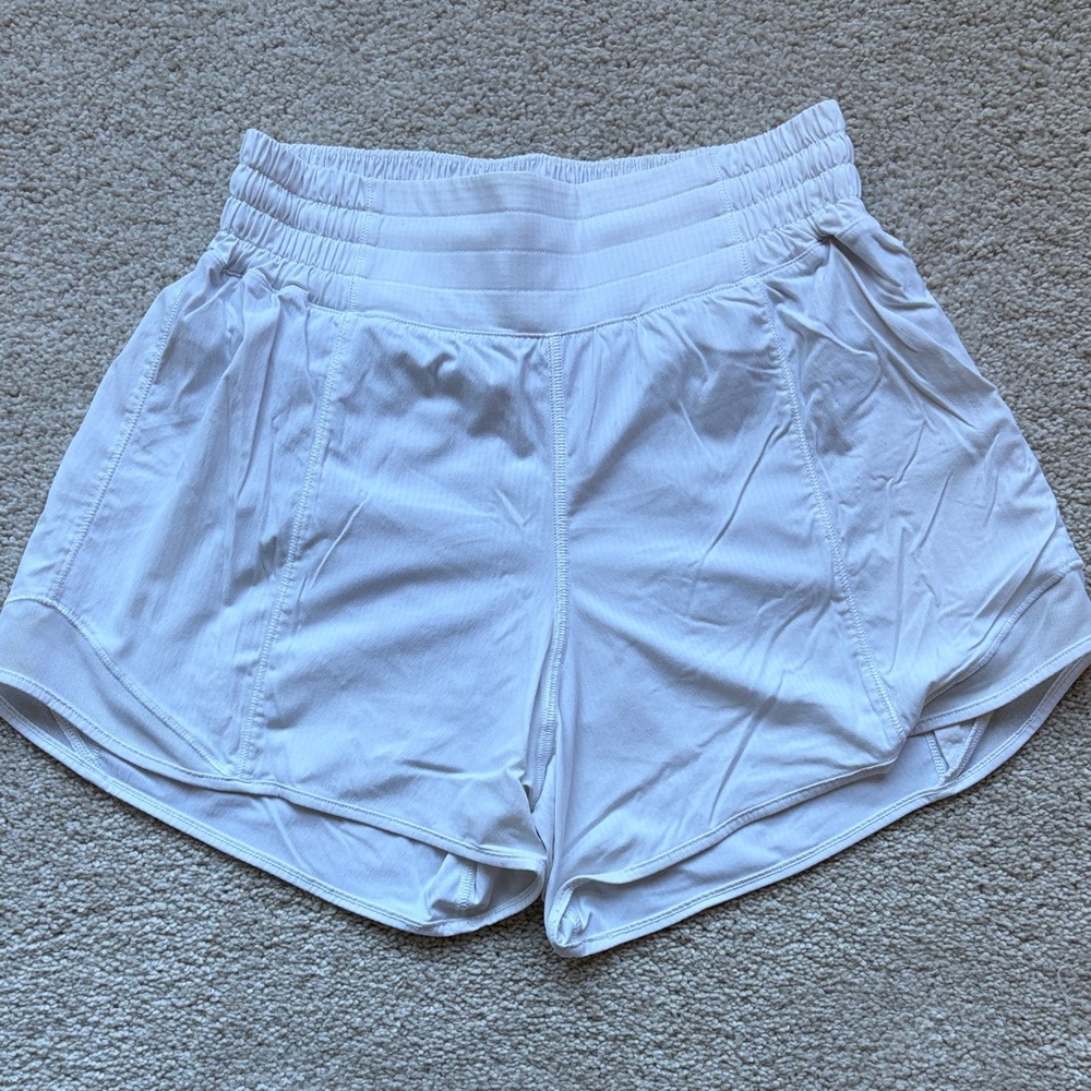 Lululemon Hotty hot high rise shorts